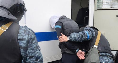 Сотрудники силовых структур во время задержания. Фото: Пресс-служба Национального антитеррористического комитета http://nac.gov.ru/