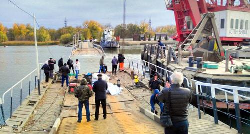 Затонувший понтонный мост в Ростове-на-Дону. Фото: ГУ МЧС по Ростовской области http://61.mchs.gov.ru/