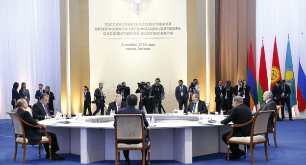 Сессия совета ОДКБ в Астане. 8 ноября 2018 года. Фото с сайта премьер-министра Армении. http://www.primeminister.am/hy/press-release/item/2018/11/08/Nikol-Pashinyan-attended-CSTO-meeting/