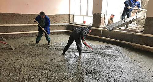 Восстановление после потопа школы в станице Кабардинская. Фото: официальный сайт администрации Апшеронского района http://apsheronsk-oms.ru/vosstanovlenie-idet-polnym-khodom.html