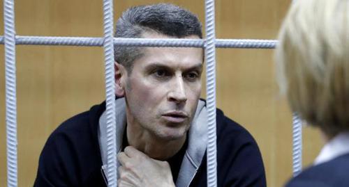 Зиявудин Магомедов в зале суда. Фото: REUTERS/Tatyana Makeyeva