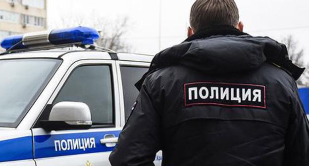 Сотрудник силовых структур. Фото Елены Синеок, Юга.ру 