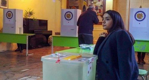 Голосование на внеочередных парламентских выборах в Армении. Ереван, 9 декабря 2018 года. Фото Григория Шведова для "Кавказского узла"