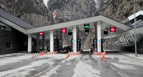 Военно-Грузинская дорога. Фото: © Photo: official site of the MTCIT of RA
https://ru.armeniasputnik.am/caucasus/20181113/15642503/situaciya-na-verhnem-larse-kpp-zakryt-dlya-bolshegruzov.html