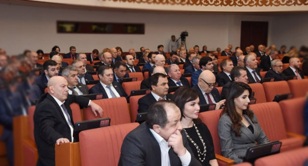 Заседание парламента Дагестана. Махачкала, 20 декабря 2018 г. Фото: Пресс-служба Народного Собрания Республики Дагестан http://nsrd.ru/