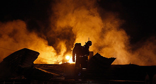 Четверо детей и двое взрослых стали жертвами пожара в Шахтах