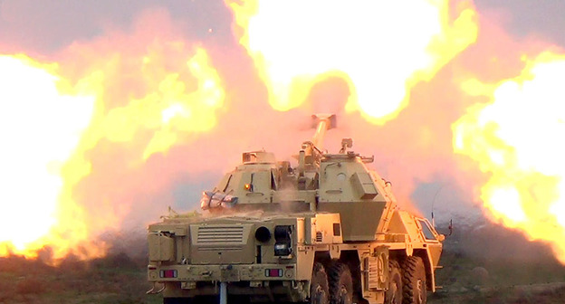 Учения азербайджанских войск. Декабрь 2018 года. Фото с сайта Минобороны Азербайджана. https://mod.gov.az/ru/news/provedeny-prakticheskie-strelby-iz-samohodnyh-artillerijskih-ustanovok-dana-video-25292.html