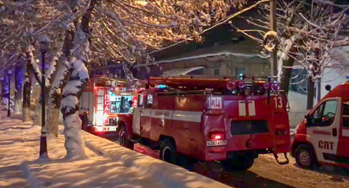 Пожарные машины во Владикавказе. Фото http://15.mchs.gov.ru/pressroom/news/item/7829527/
