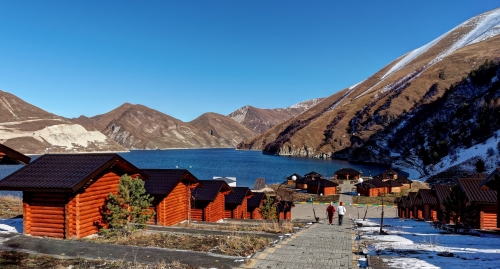 База на озере Кезеной-Ам, Фото: By Alexxx1979, https://commons.wikimedia.org/w/index.php?curid=55181006