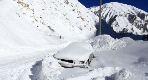 Заваленная снегом дорога в Южной Осетии. Фото: Sputnik / Denis Abramov
