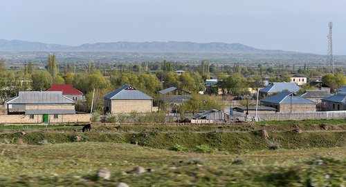Приграничное село в Азербайджане. Фото © Спутник / Мурад Orujov
 https://sputnik.az/karabakh/20190106/418794917/dushmen-veziyyeti-gerginleshdirdir.html  
