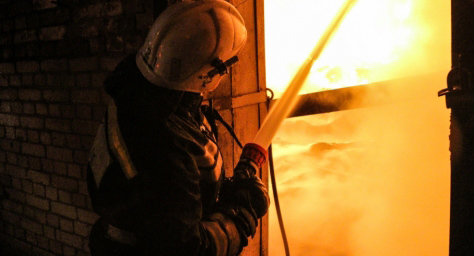 Ликвидация пожара.  Фото http://34.mchs.gov.ru/upload/site31/document_operational/HFErxKzV4w-big-reduce350.jpg