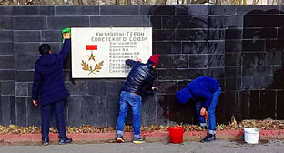 Видео о вандализме в Кизляре указало на поддержку в соцсетях практики публичного наказания