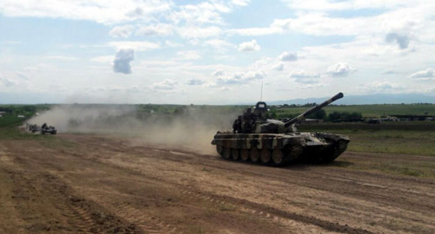 Военная техника азербайджанской армии. Фото https://mod.gov.az/ru/foto-arhiv-045/?&pagen=99