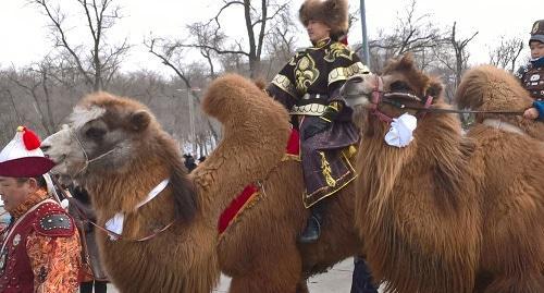 Участники праздника Цаган сар в Калмыкии, февраль 2018 год. Фото: Бадма Бюрчиев для "Кавказского узла".