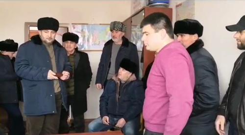 Скриншот видео визита ингушской делегации в администрацию села Ир в Пригородном районе, 23 января 2019 года. https://t.me/ossetiaFB/6818
