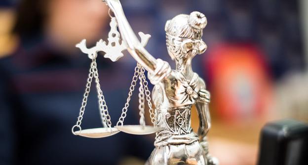 Статуэтка Фемиды. Фото Елены Синеок, Юга.ру