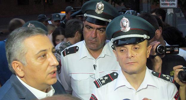  Валерий Осипян (справа). Фото Тиграна Петросяна для "Кавказского узла"