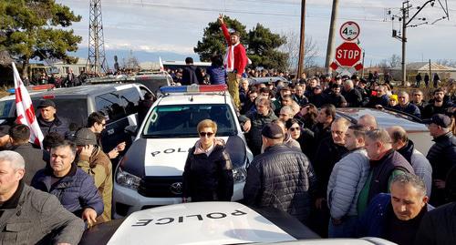 Столкновение в Гурджаанском районе Грузии. 16 декабря 2018 года. Фото: REUTERS/David Chkhikvishvili