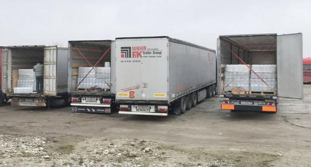 Фуры с нелегальным спиртом. Фото: Пресс-служба Федеральная служба по регулированию алкогольного рынка http://fsrar.ru/news/view/?id=2729