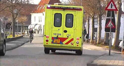 Машина скорой помощи в Германии. Кадр видео пользователя 03 СМП https://www.youtube.com/watch?v=MJq7CkBr848