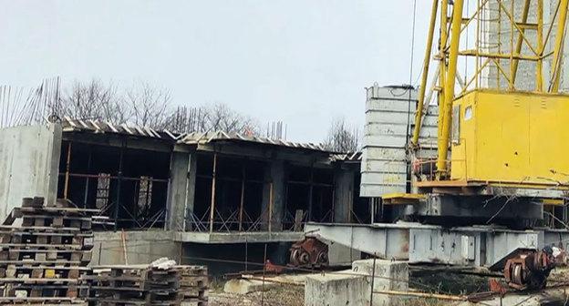 Стройка на Ставрополье. Фото 
АТВ Ставрополь "Обманутые дольщики"  https://www.youtube.com/watch?v=nUrX4kXVevY&feature=youtu.be
