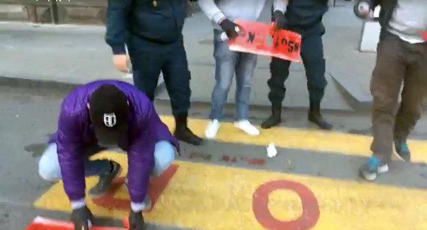 Участники флешмоба "#sutNikol". Фото: скриншот страницы FB AntiFake.am https://www.facebook.com/antifake.am/