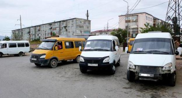 Маршрутки в Махачкале. Фото: Магомед Магомедов (Юсупов) http://www.odnoselchane.ru