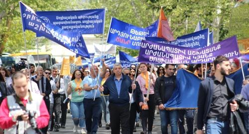 Участники шествия в Ереване. Фото Тиграна Петросяна для "Кавказского узла".