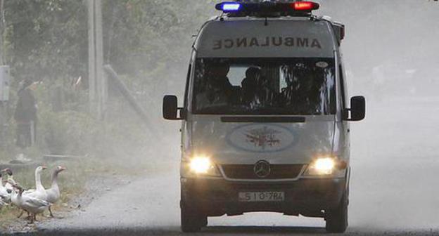 Машина скорой помощи. Грузия. Фото: REUTERS/David Mdzinarishvili