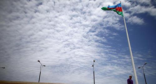 Флаг Азербайджана. Фото: REUTERS/Stoyan Nenov