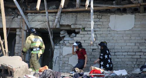 На месте взрыва дома в поселке Чистоозерном. 12 мая 2019 года. Фото Вячеслава Прудникова для "Кавказского узла"