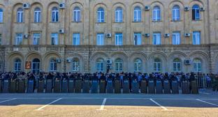 Законопроект о переносе выборов президента Абхазии задержался в парламенте