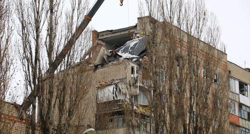Дом, разрушенный в результате взрыва в Шахтах. Фото Вячеслава Прудникова для "Кавказского узла"