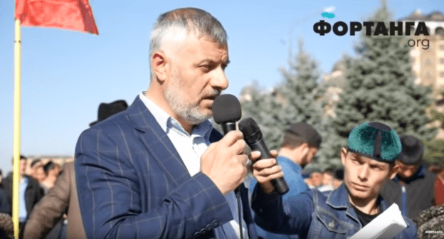 Барах Чемурзиев. Скриншот видео https://www.youtube.com/watch?time_continue=1&v=BffEJ1Vw4do