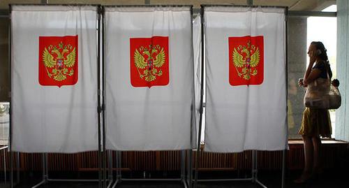 На избирательном участке. Фото Эдуарда Корниенко, Юга.ру