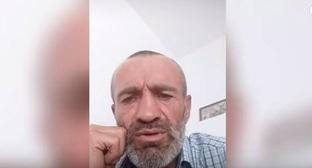 Видеообращение жителя Дагестана с критикой Рамзана Кадырова. Скриншот видео drongogo https://www.youtube.com/watch?v=o-pwzGBsG1g