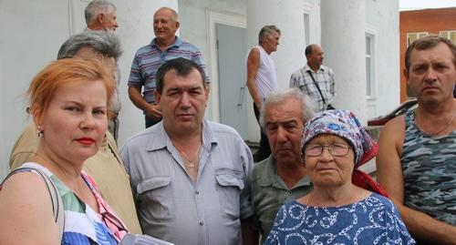 Участники пикета шахтеров в Гуково. 22 июня 2019 года. Фото Вячеслава Прудникова для "Кавказского узла".