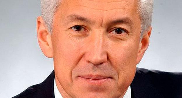 Владимир Васильев. Фото http://president.e-dag.ru/novosti/zayavleniya-obrashcheniya/pozdravlenie-glavy-respubliki-dagestan-v-a-vasileva-s-dnem-meditsinskogo-rabotnika