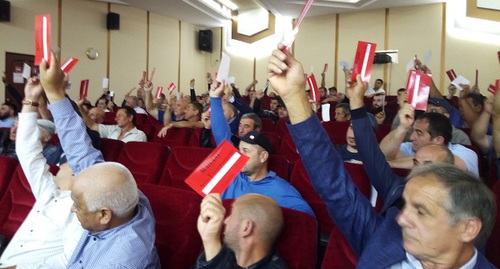 Голосование на съезде АККОР в Нальчике. 14.07.19 г. Фото Людмилы Маратовой для "Кавказского узла"