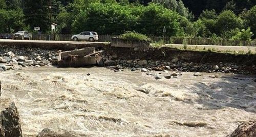 Река Ненскра. Сванети. Фото: © FB / Roads Department of Georgia
