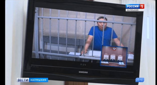 Петр Ланцанов. Скриншот видео заседания Верховного суда Калмыкии. http://newsvideo.su/video/11180110