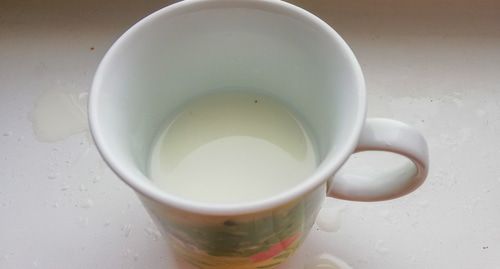 Стакан молока. Фото Нины Тумановой для "Кавказского узла"