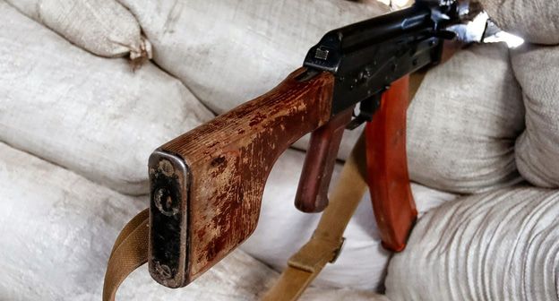 Автомат Калашникова. Фото ВО «Свобода» - https://commons.wikimedia.org/wiki/Category:RPK#/media/File:2014-07-10._%D0%9B%D1%83%D0%B3%D0%B0%D0%BD%D1%81%D0%BA%D0%B0%D1%8F_%D0%BE%D0%B1%D0%BB%D0%B0%D1%81%D1%82%D1%8C_042.jpg