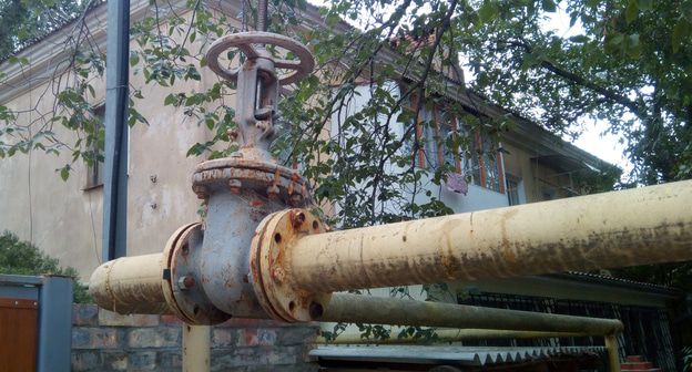 Труба подачи газа в жилой дом. Фото Нины Тумановой для "Кавказского узла"