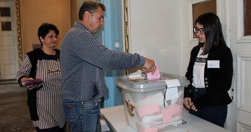 Голосование на участке в Нагорном Карабахе. Фото Алвард Григорян для "Кавказского узла".