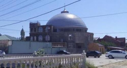 Здание мечети на улице Венгерских бойцов в Махачкале. Фото Патимат Махмудовой для «Кавказского узла»