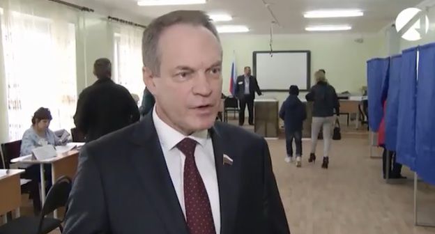 Александр Башкин. Фото: скриншот с видео на канале в Youtube Астрахань 24 https://www.youtube.com/watch?v=TKyKnrri2Jw