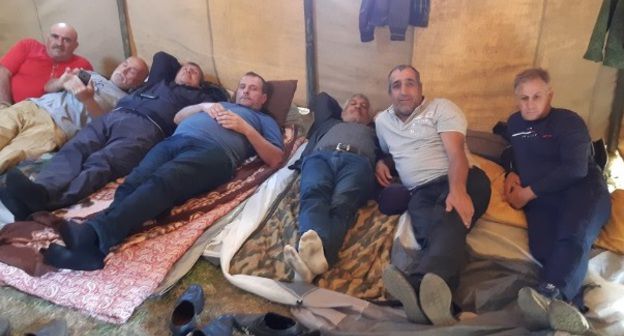 Голодающие в Махачкале ветераны-афганцы. Фото Тимура Исаева для "Кавказского узла"