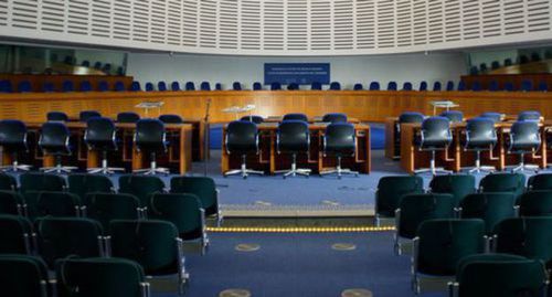 Зал заседаний в Европейском суде по правам человека (ЕСПЧ). Фото: CherryX per Wikimedia Commons